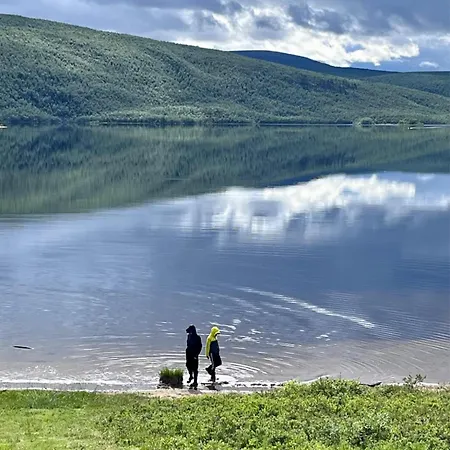 Lakeside Шале