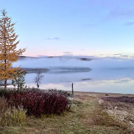 Lakeside شاليه *