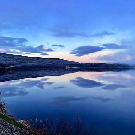 Lakeside شاليه